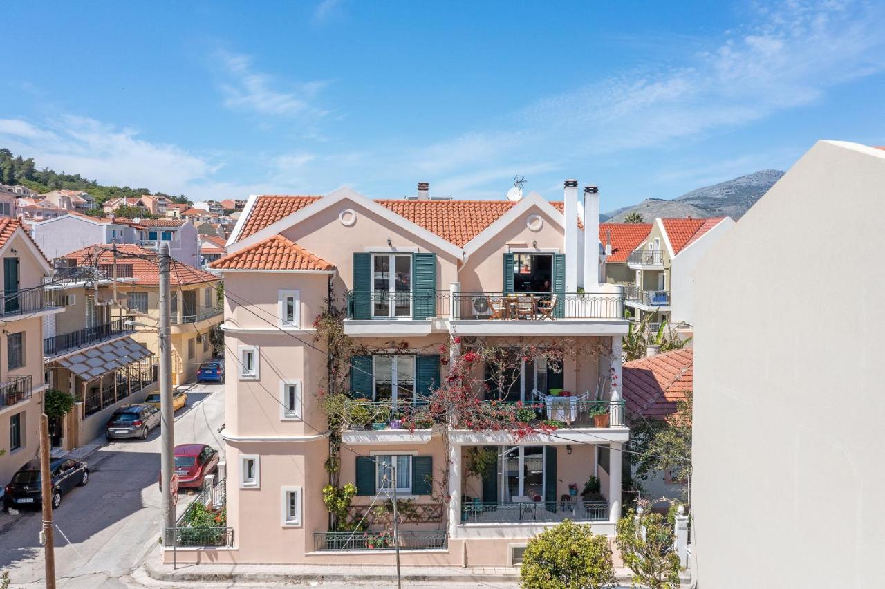 Grand Square Apartment Argostoli  Exteriör bild